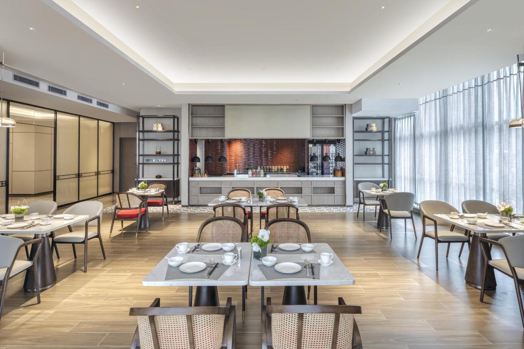 Отель Crowne Plaza Lanzhou New Area By Ihg Экстерьер фото