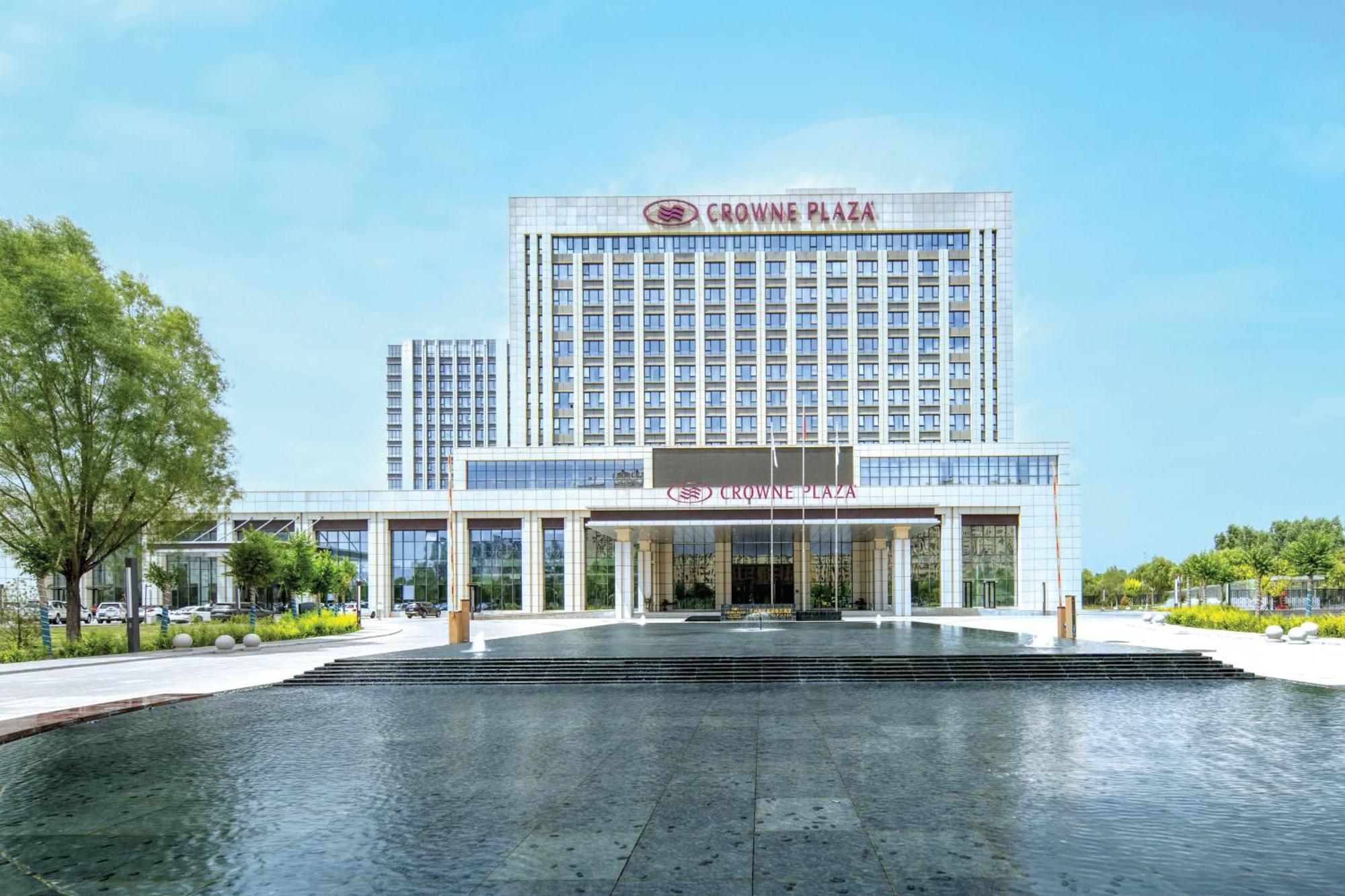 Отель Crowne Plaza Lanzhou New Area By Ihg Экстерьер фото
