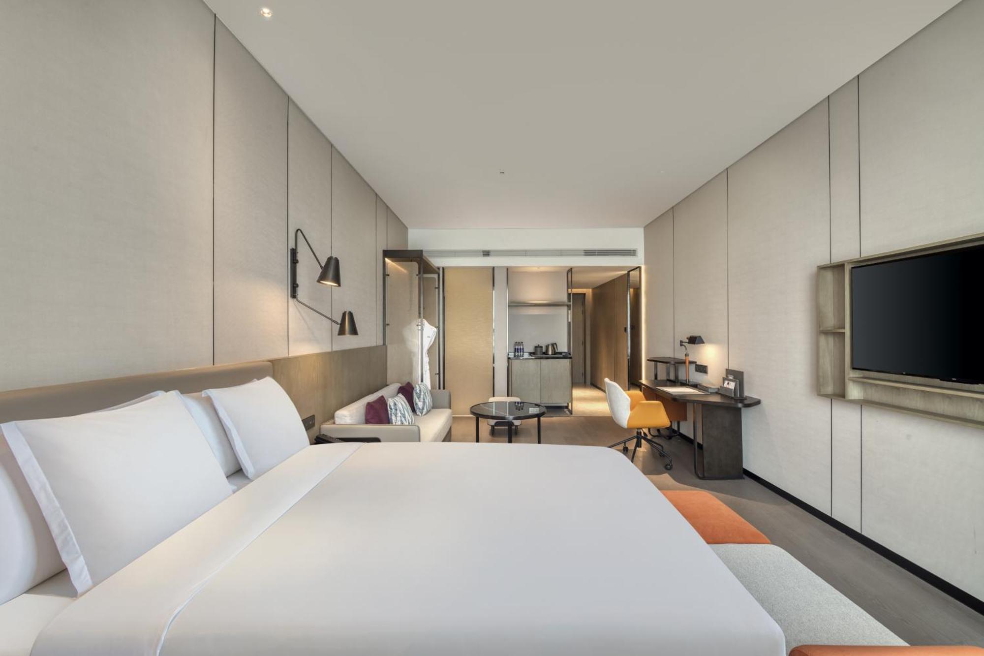 Отель Crowne Plaza Lanzhou New Area By Ihg Экстерьер фото