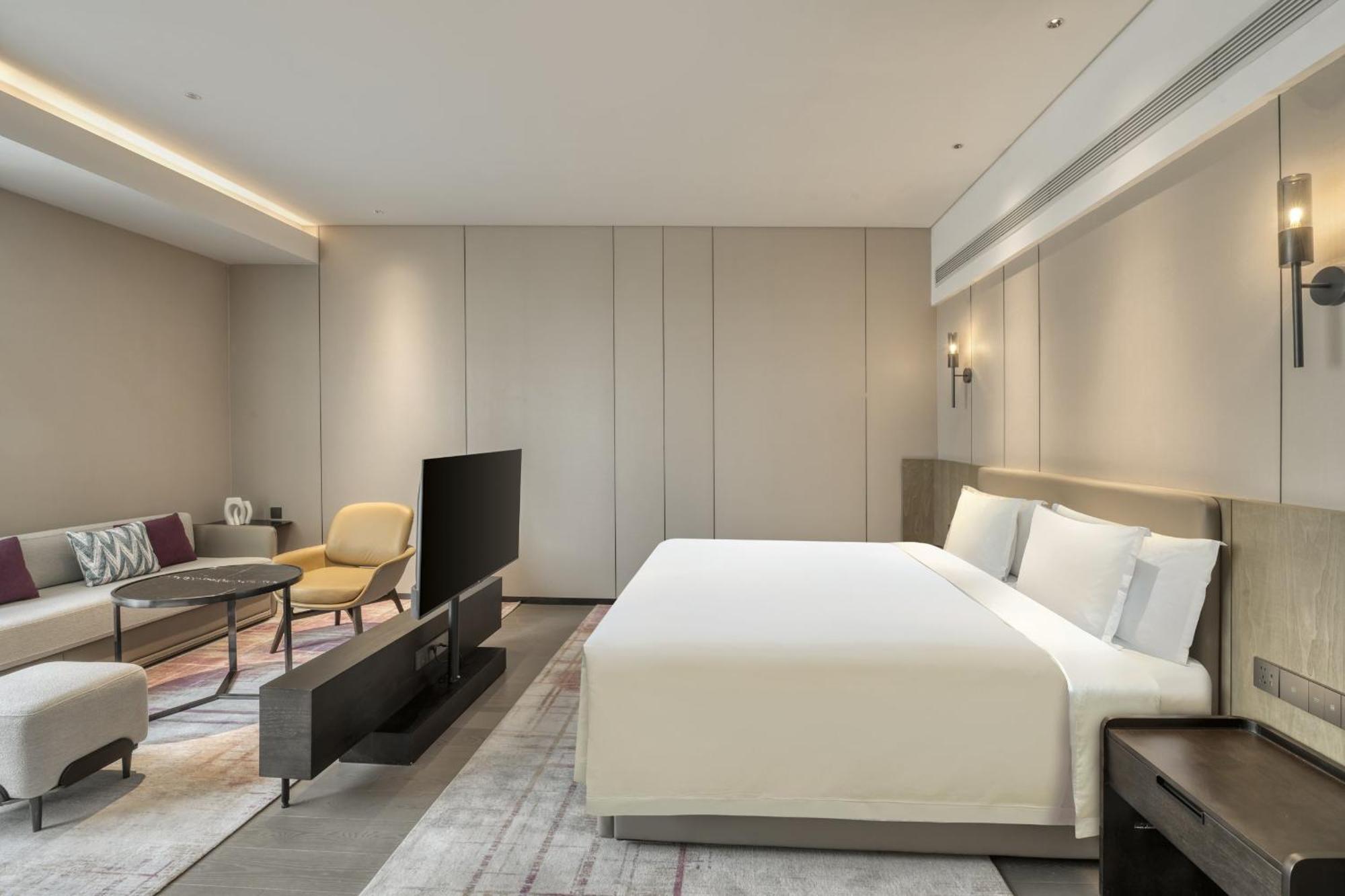 Отель Crowne Plaza Lanzhou New Area By Ihg Экстерьер фото