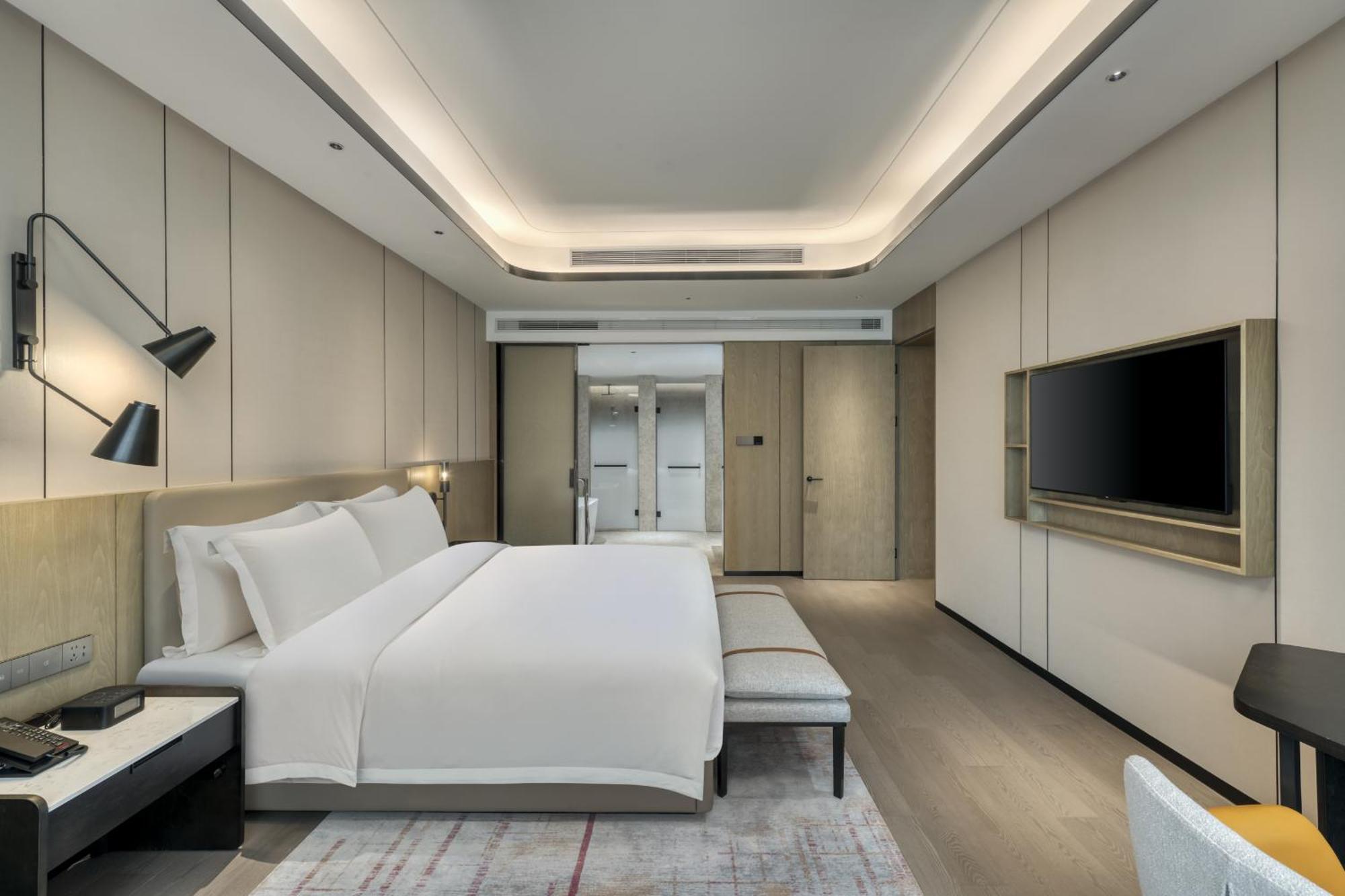 Отель Crowne Plaza Lanzhou New Area By Ihg Экстерьер фото