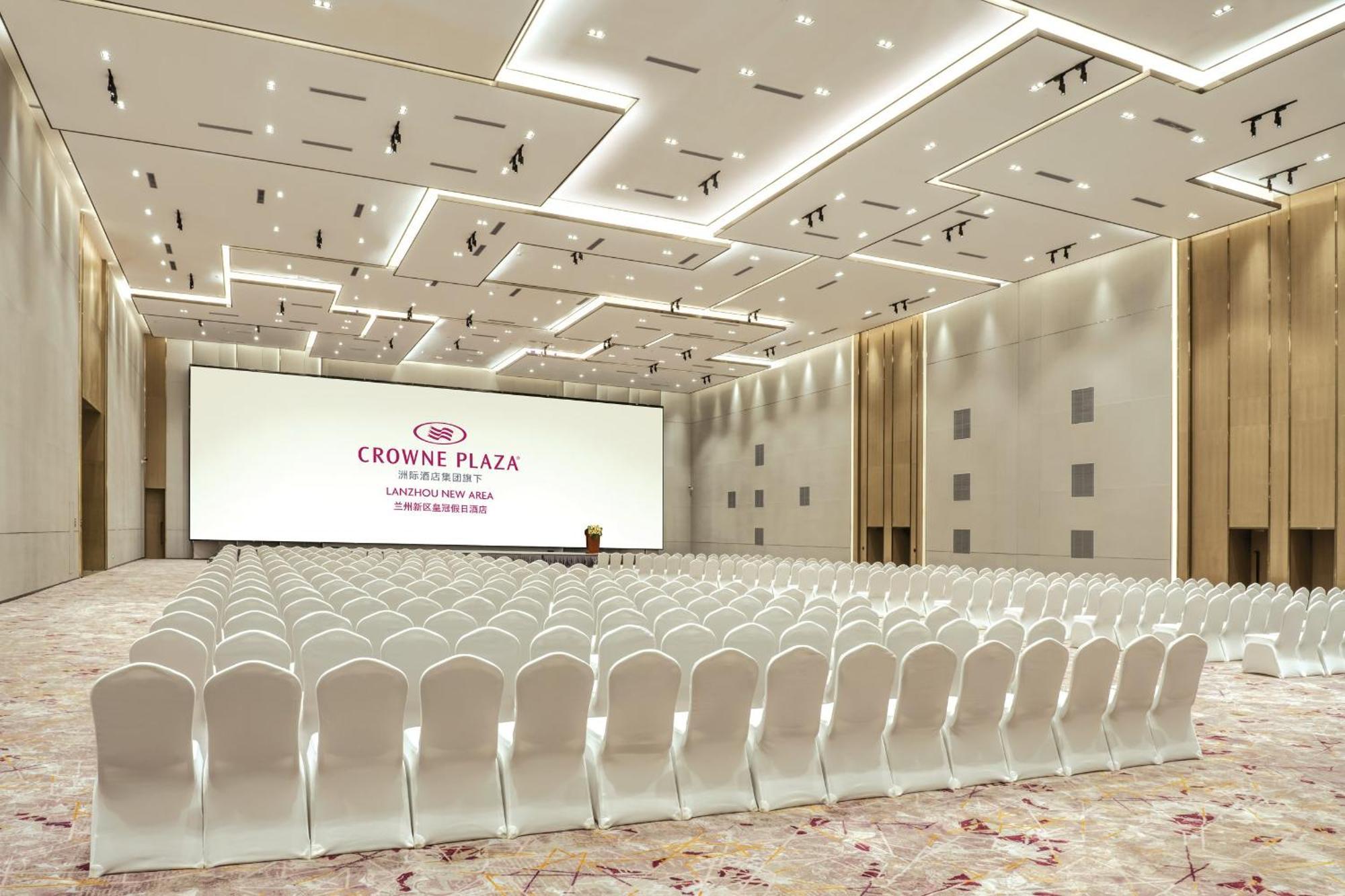 Отель Crowne Plaza Lanzhou New Area By Ihg Экстерьер фото